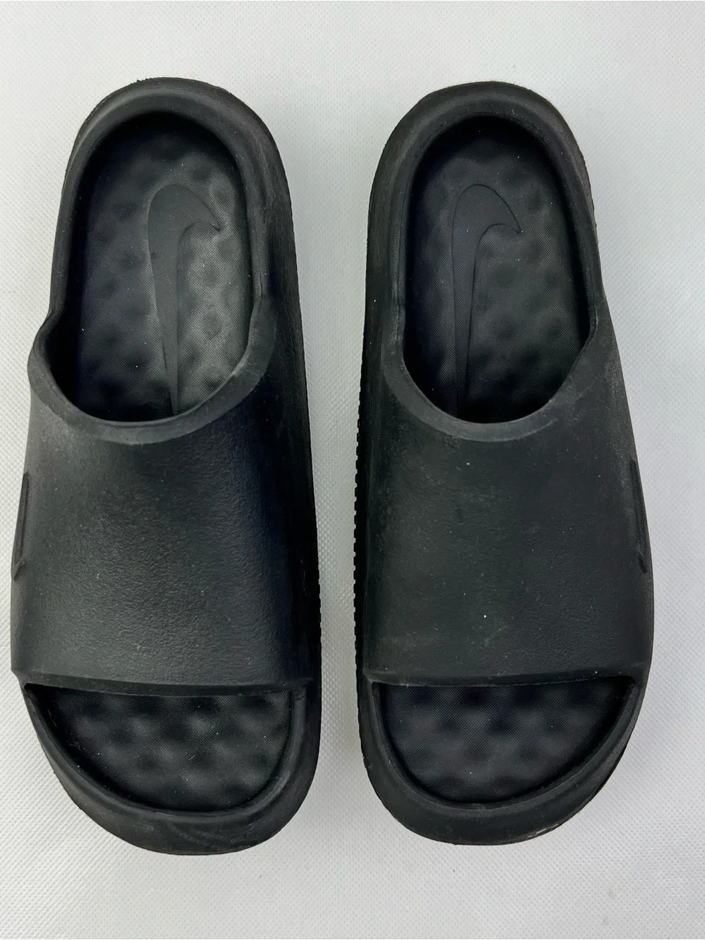 Nike Calm Slide 2.0 Kids Black F9306-001 Foam Sandals Size 2.5Y